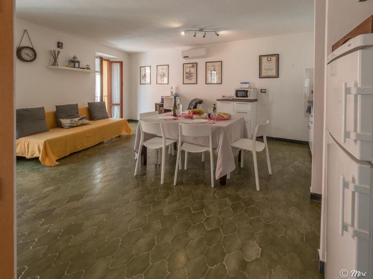 El Nin Apartment With Terrace Vernazza Bagian luar foto